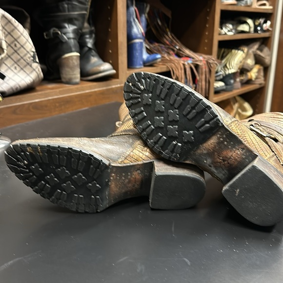 Freebird Apex embossed moto boots. - Picture 7 of 7